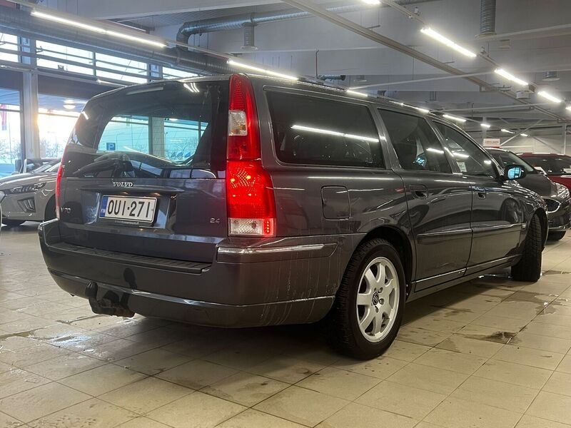 Volvo V70 vaihtoauto