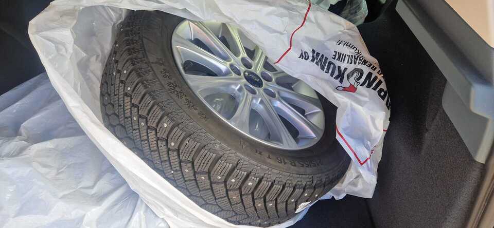 Ford C-MAX vaihtoauto