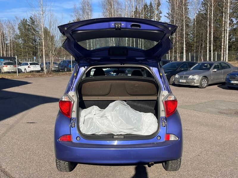 Toyota Verso-S vaihtoauto