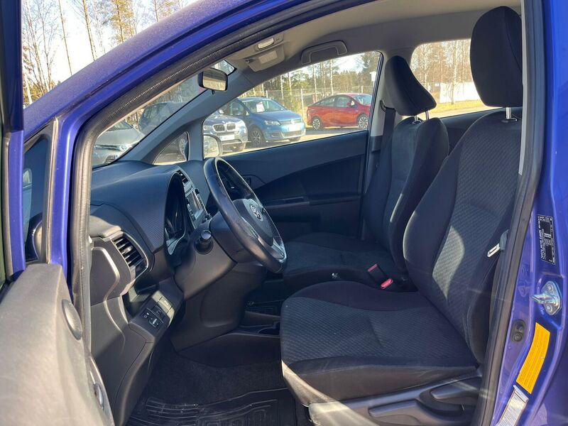 Toyota Verso-S vaihtoauto