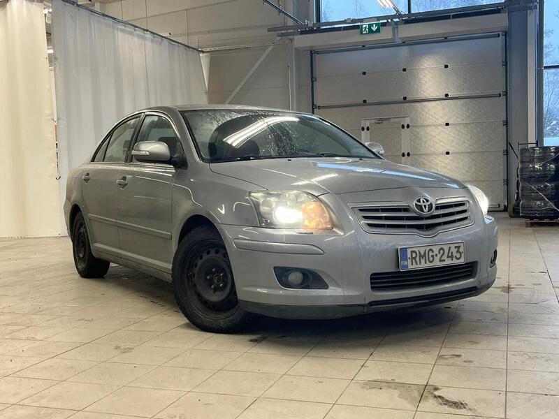 Toyota Avensis vaihtoauto