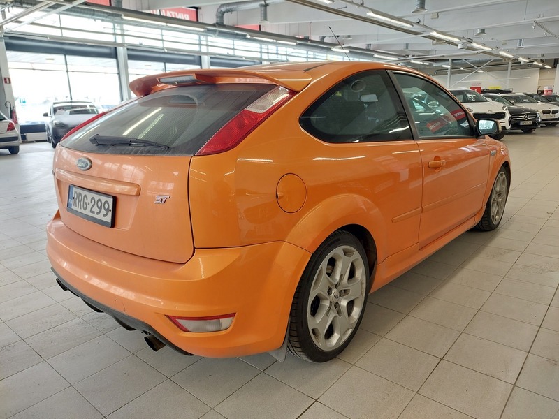 Ford Focus vaihtoauto