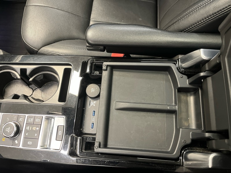 Land Rover Discovery vaihtoauto