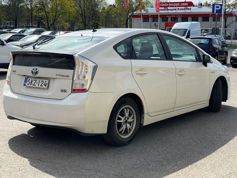 Toyota Prius vaihtoauto