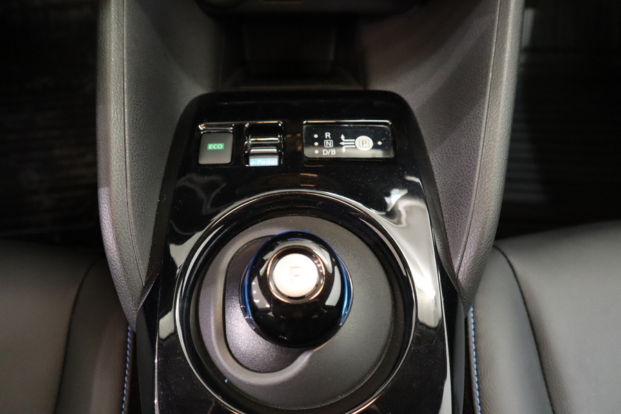 Nissan Leaf vaihtoauto