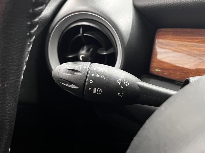 Mini Cooper vaihtoauto