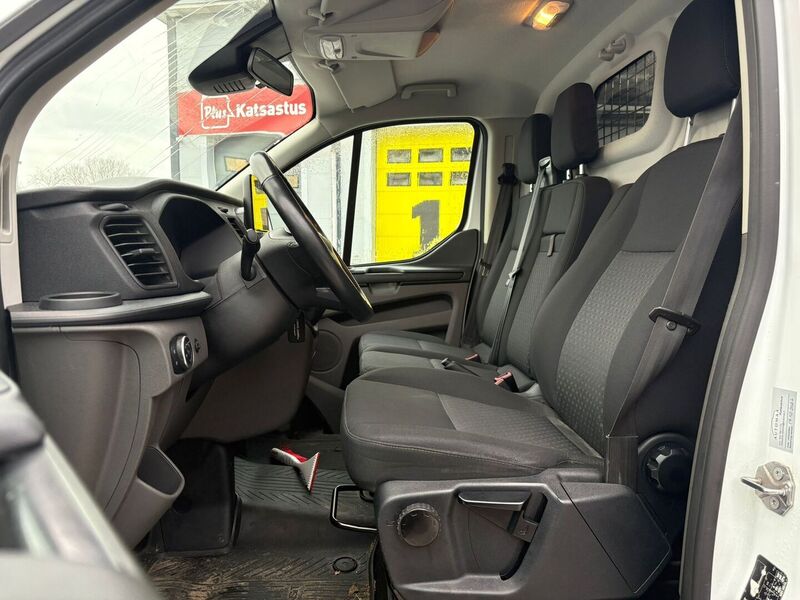 Ford Transit Custom vaihtoauto
