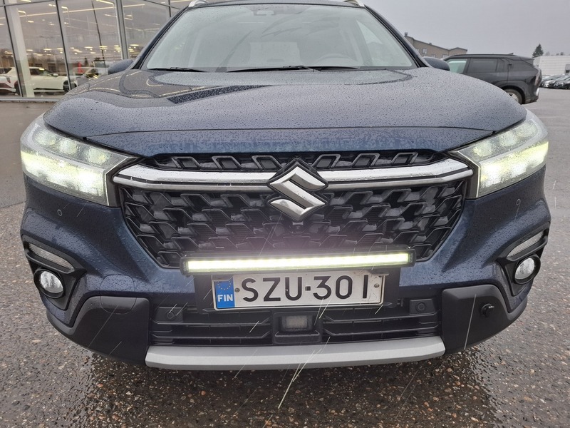 Suzuki S-Cross vaihtoauto