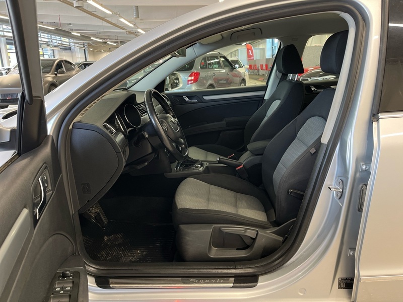 Skoda Superb vaihtoauto