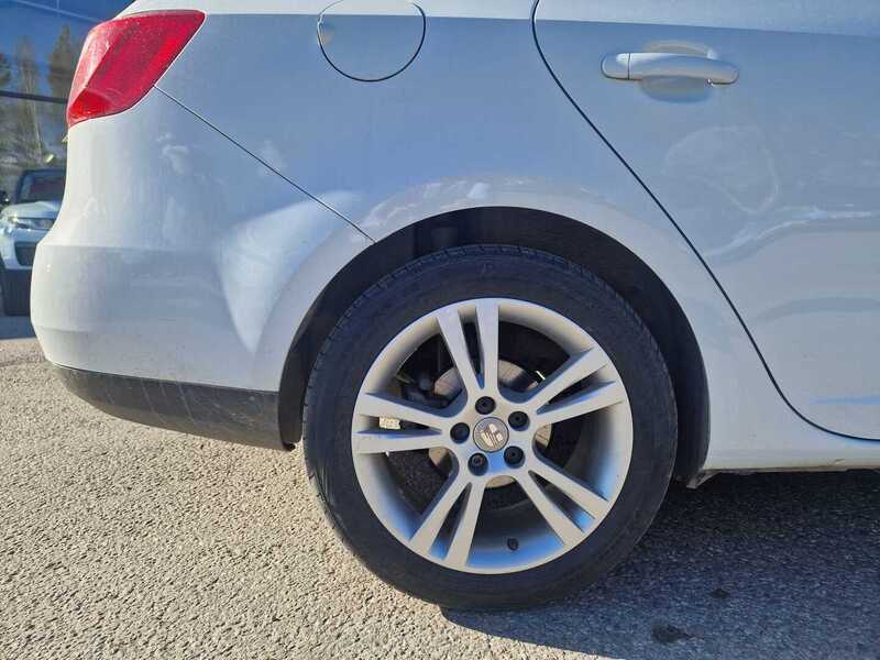SEAT Ibiza ST vaihtoauto