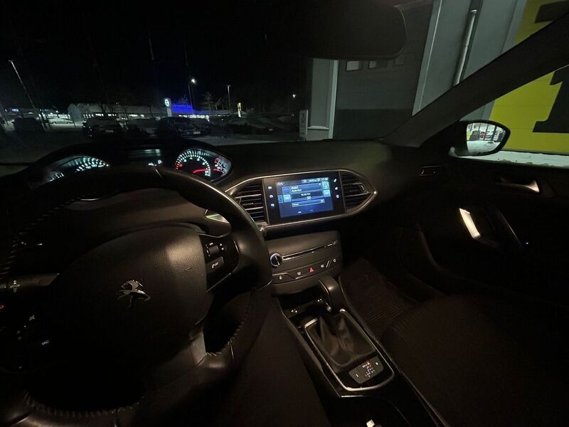 Peugeot 308 vaihtoauto