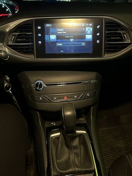 Peugeot 308 vaihtoauto