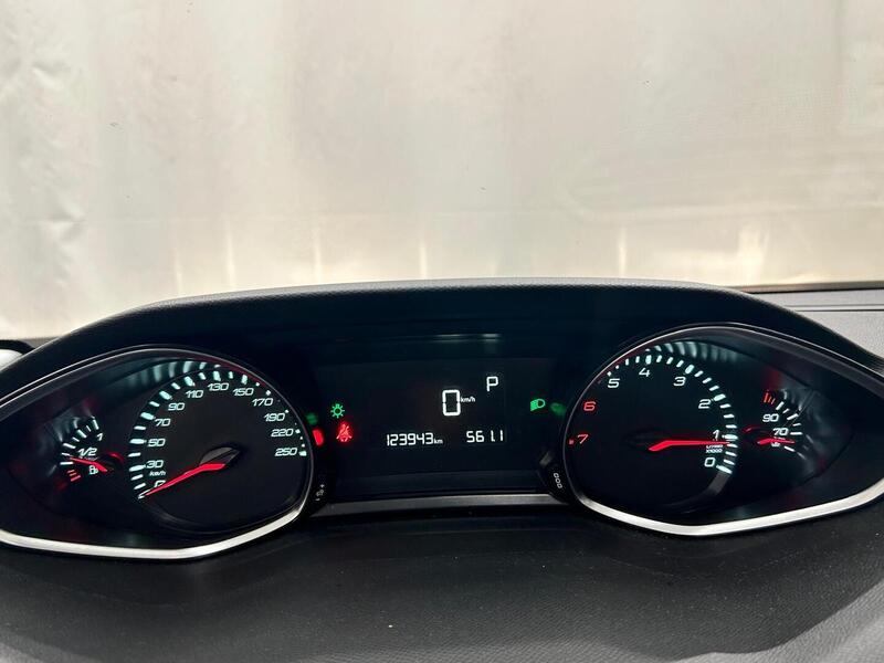 Peugeot 308 vaihtoauto