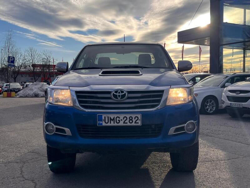 Toyota Hilux vaihtoauto