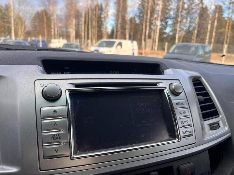 Toyota Hilux vaihtoauto