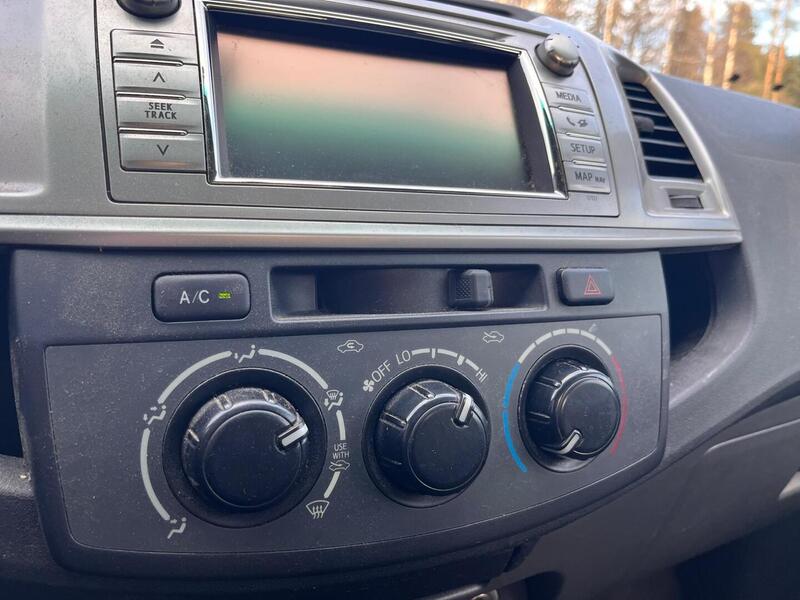 Toyota Hilux vaihtoauto