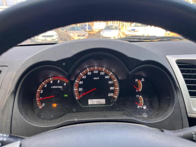 Toyota Hilux vaihtoauto