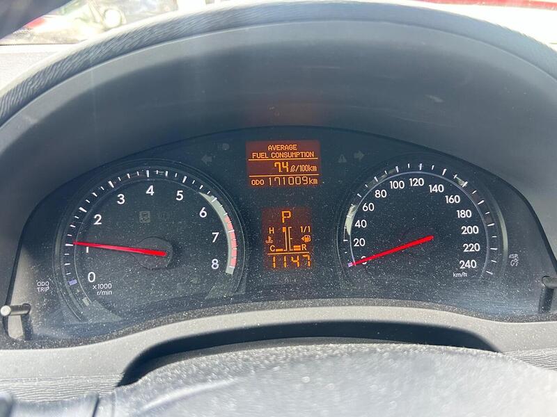 Toyota Avensis vaihtoauto