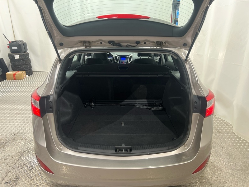 Hyundai i30 Wagon vaihtoauto