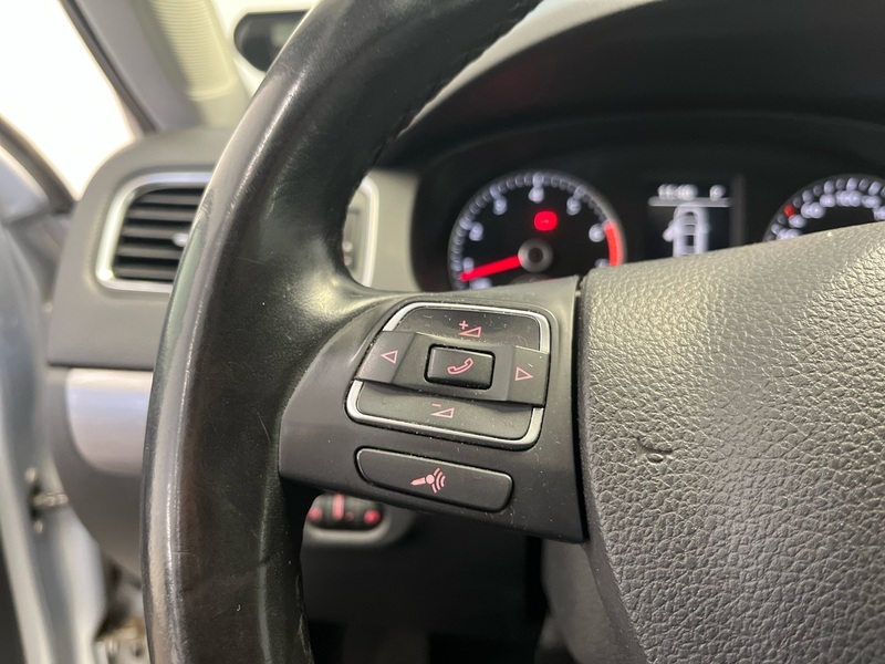 Volkswagen Jetta vaihtoauto