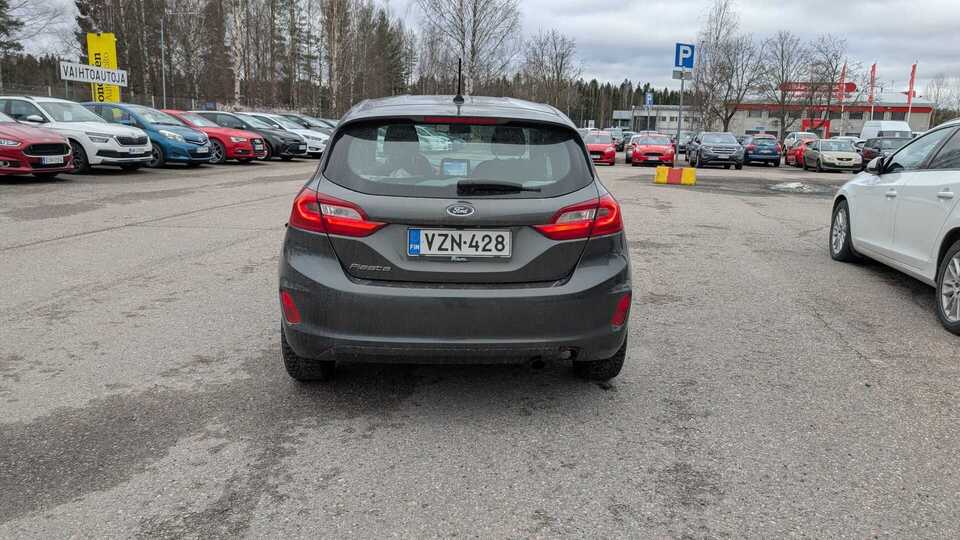 Ford Fiesta vaihtoauto