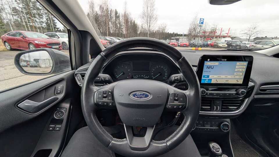 Ford Fiesta vaihtoauto
