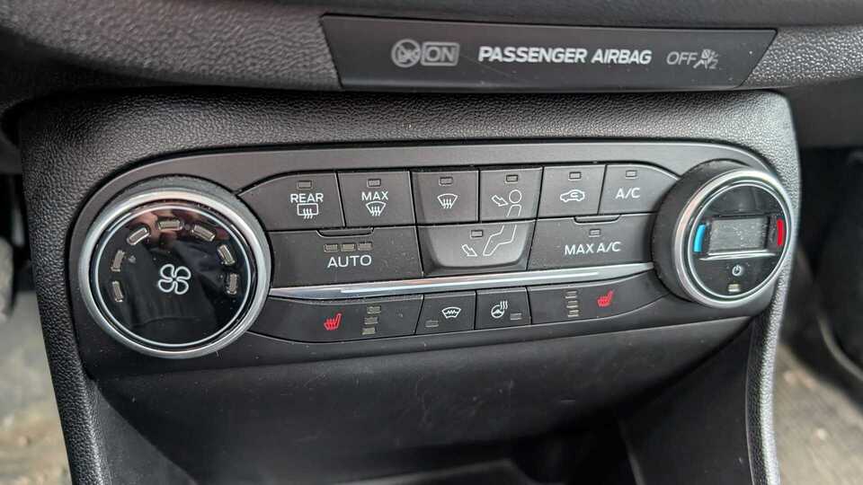 Ford Fiesta vaihtoauto