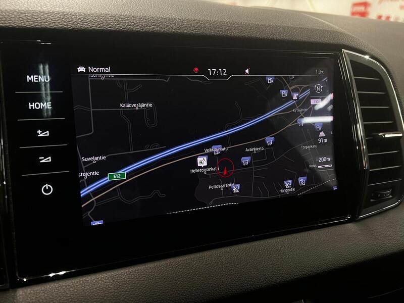 Skoda Karoq vaihtoauto