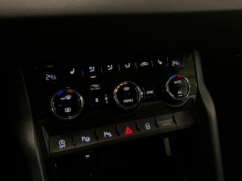 Skoda Karoq vaihtoauto