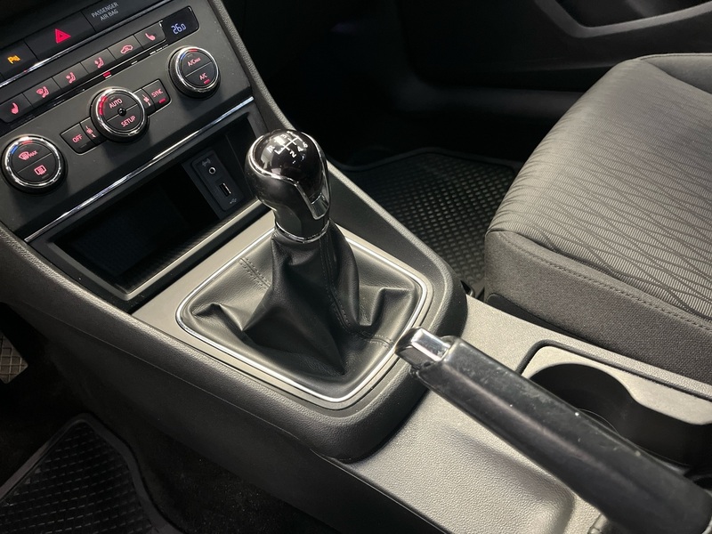 SEAT Leon ST vaihtoauto