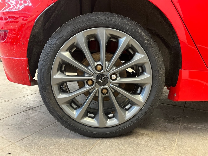 Ford Fiesta vaihtoauto