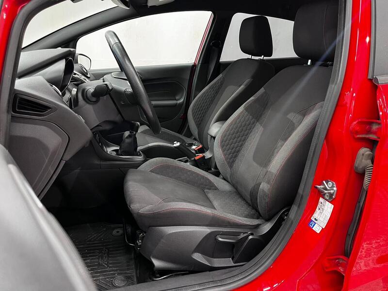 Ford Fiesta vaihtoauto