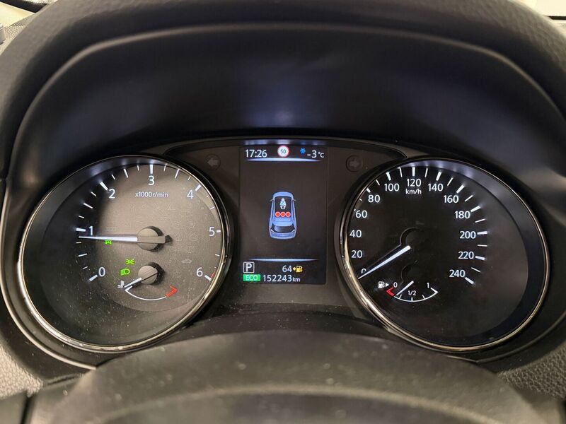 Nissan X-Trail vaihtoauto