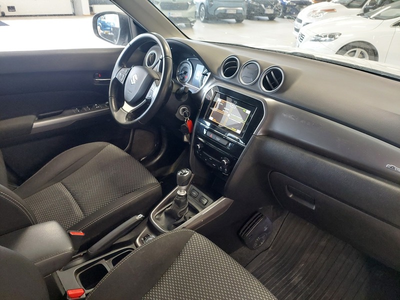 Suzuki Vitara vaihtoauto