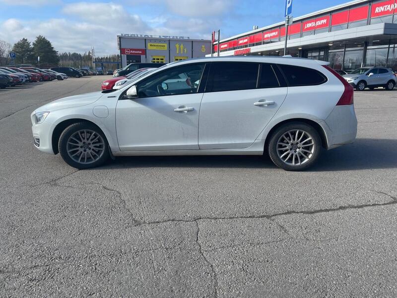 Volvo V60 vaihtoauto