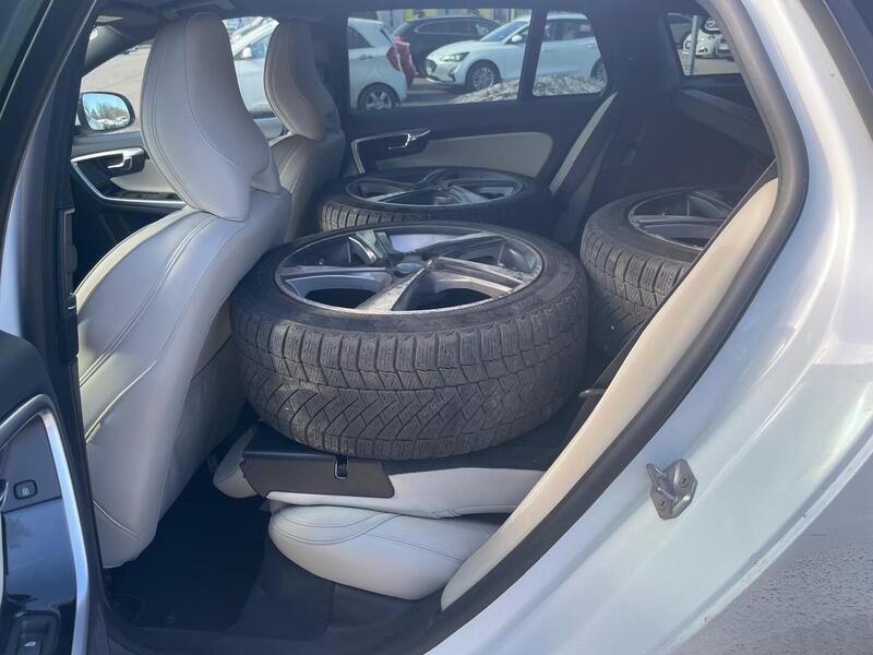 Volvo V60 vaihtoauto