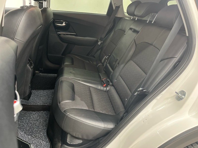 Kia Niro vaihtoauto