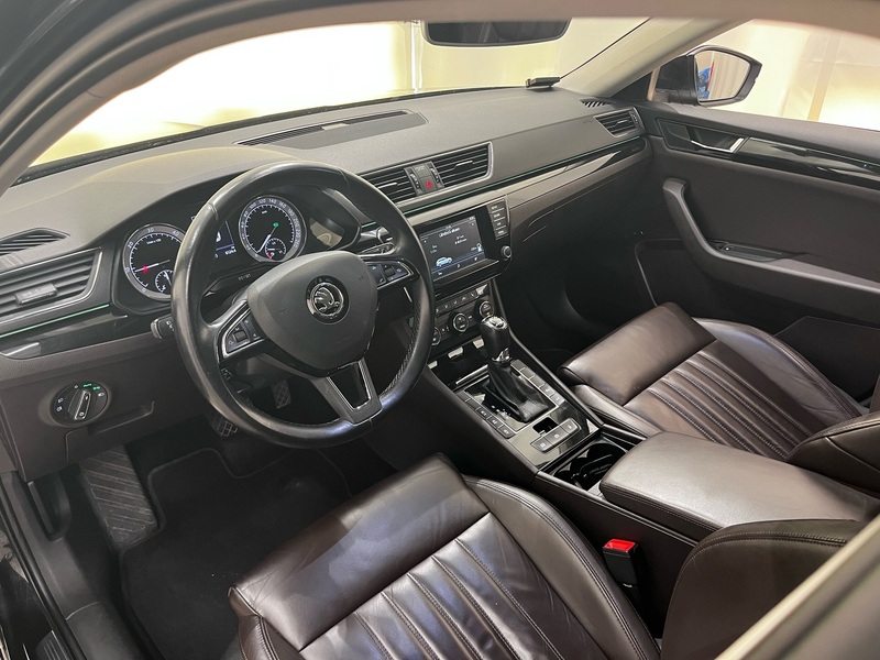 Skoda Superb vaihtoauto