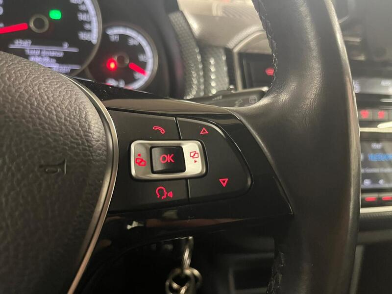 Volkswagen up! vaihtoauto