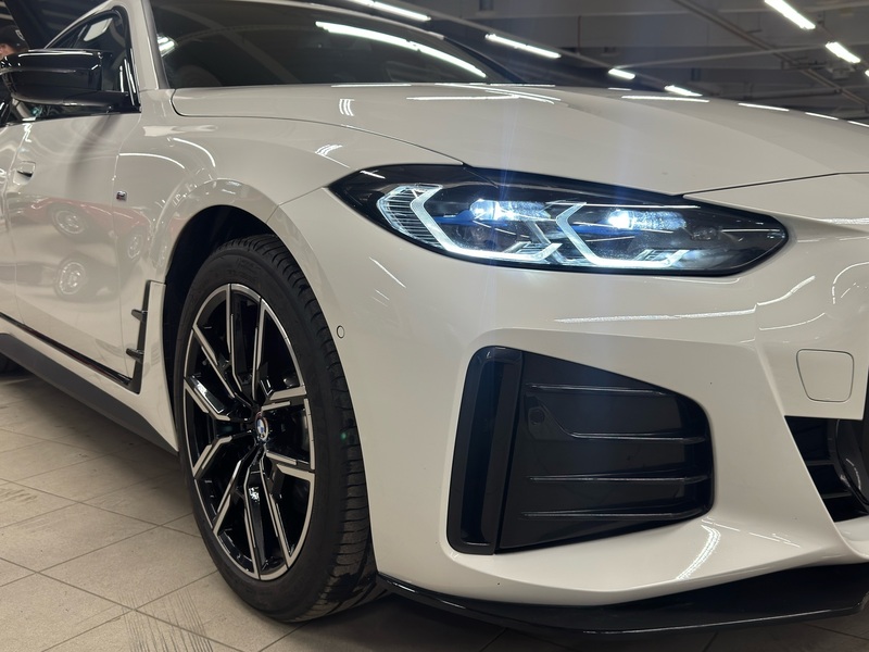 BMW i4 vaihtoauto