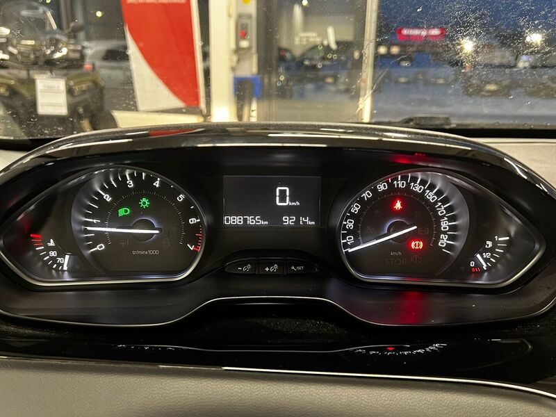 Peugeot 208 vaihtoauto