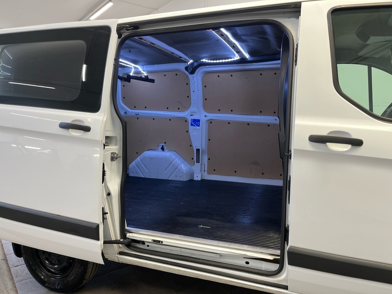 Ford Transit Custom vaihtoauto