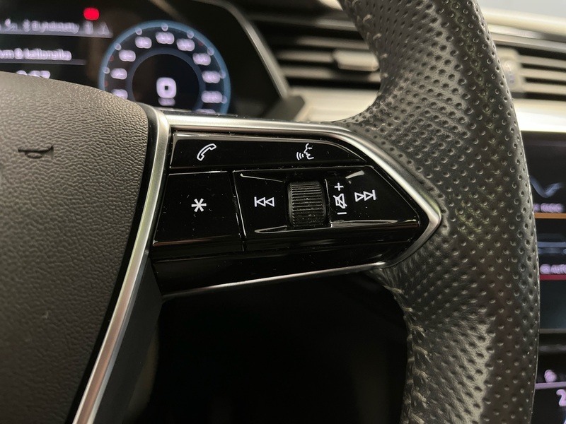 Audi e-tron vaihtoauto