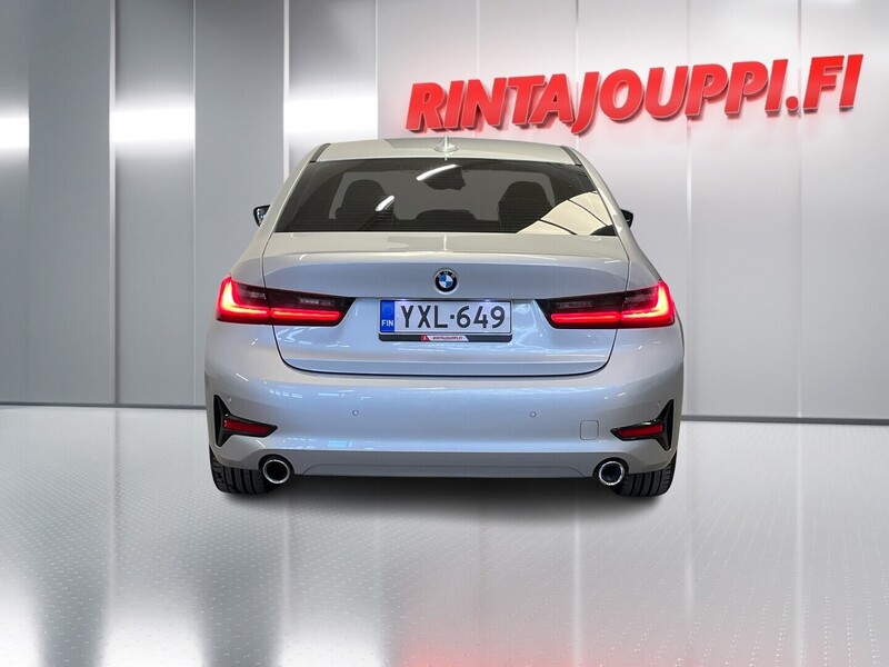 BMW 320 vaihtoauto