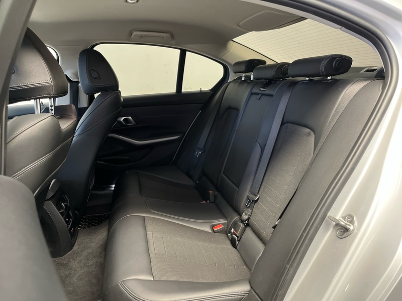BMW 320 vaihtoauto