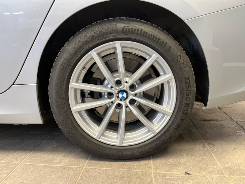 BMW 320 vaihtoauto