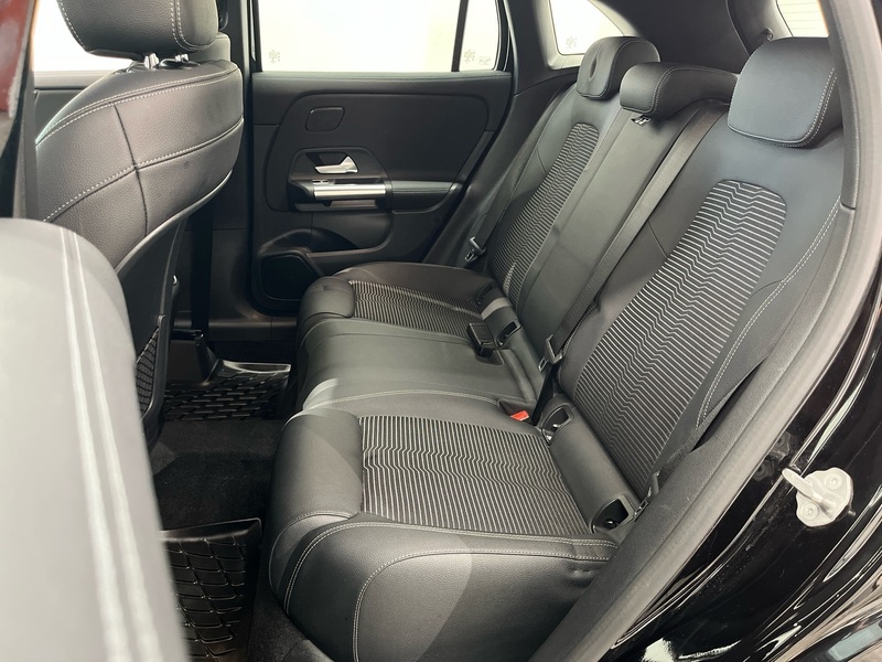 Mercedes-Benz GLA vaihtoauto