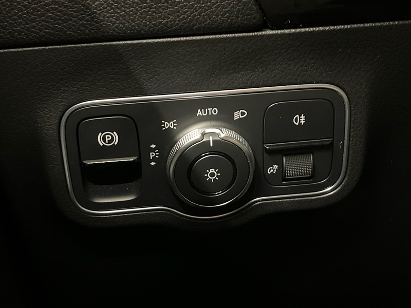 Mercedes-Benz GLA vaihtoauto