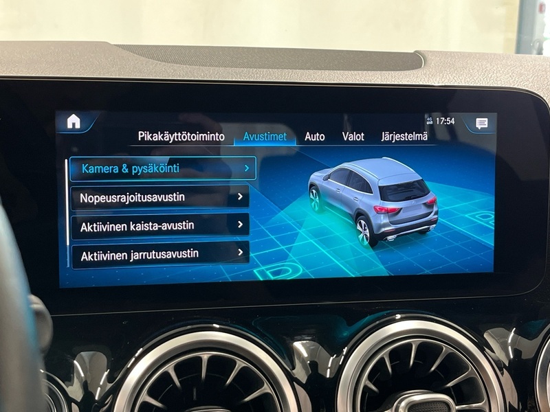 Mercedes-Benz GLA vaihtoauto