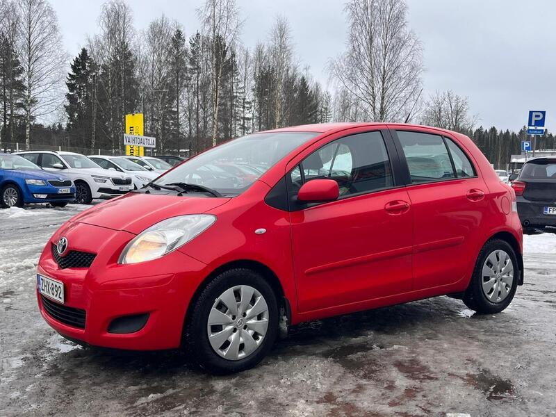 Toyota Yaris vaihtoauto